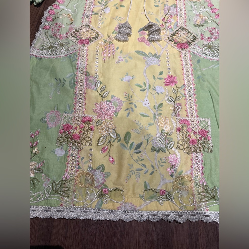 Floral Embroidered Long Sleeve Women’s Dress in Soft Yellow-Green - Picture 9 of 16